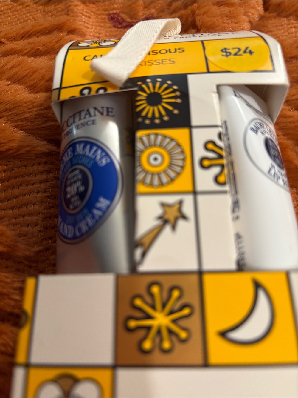 L'OCCITANE Yellow and White Decorative Hand Cream Gift Set